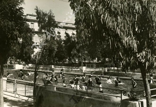 Οι λαϊκές παιδικές πισίνες στις γειτονιές των Αθηνών