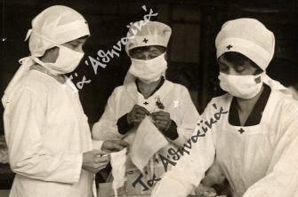 Η ιστορία και η χρησιμότητα της μάσκας για υγειονομικούς λόγους