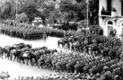 Η μεγάλη παρέλαση των Γερμανών στην Αθήνα και οι πρώτοι όμηροι στο Δημαρχιακό Μέγαρο