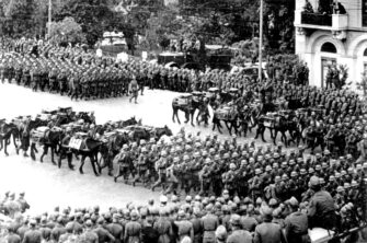 Η μεγάλη παρέλαση των Γερμανών στην Αθήνα και οι πρώτοι όμηροι στο Δημαρχιακό Μέγαρο