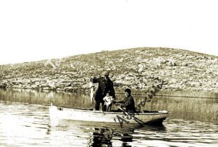 Πως οι αρχαίοι Ρειτοί  ονομάστηκαν λίμνη Κουμουνδούρου